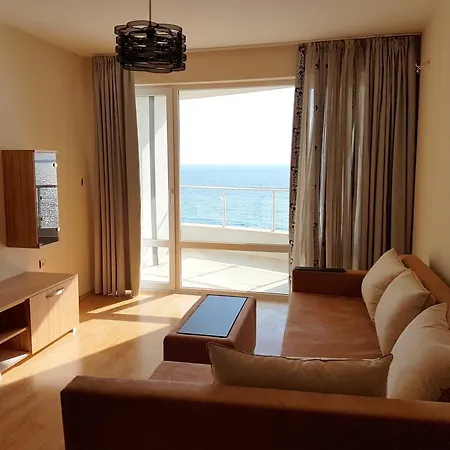 Alex Beach شقة